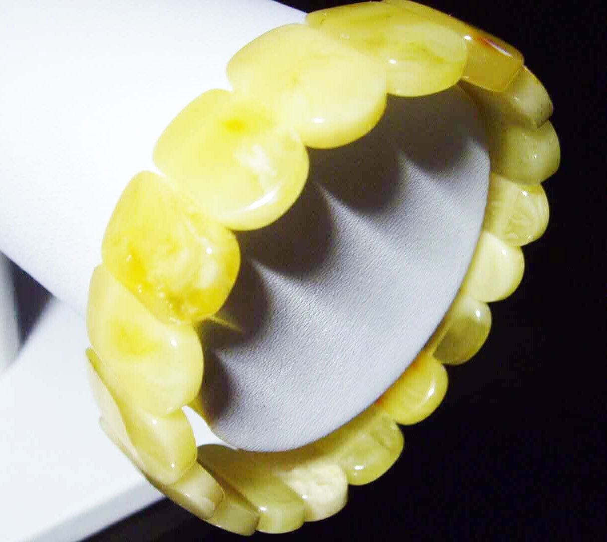 Royal Amber bracelet Genuine White-Butter Baltic Amber beads Bracelet 26.93 gr. A130