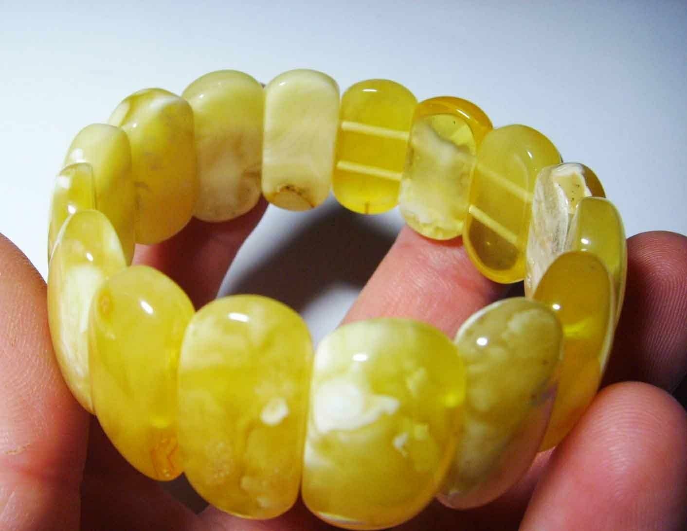 Royal Amber bracelet Genuine White-Butter Baltic Amber beads Bracelet 26.93 gr. A130