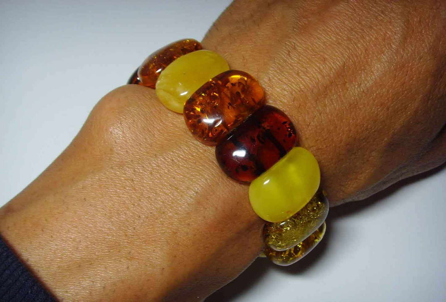 Polished Baltic Amber Bracelet for Adult - Men and Women - Genuine Baltic Amber 31.72gr.