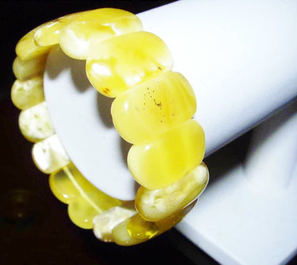 Royal Amber bracelet Genuine White-Butter Baltic Amber beads Bracelet 26.93 gr. A130